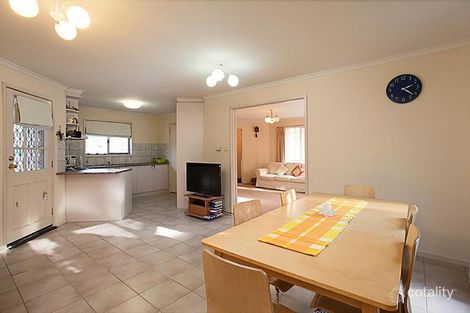 Property photo of 8 Falconer Terrace Hoppers Crossing VIC 3029