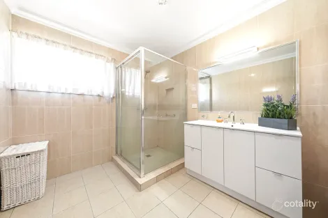 Property photo of 4 Wurinya Street The Gap QLD 4061
