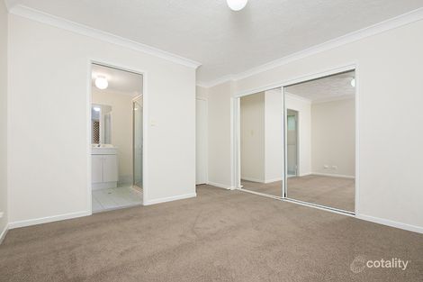 Property photo of 2/30 Wilton Terrace Yeronga QLD 4104