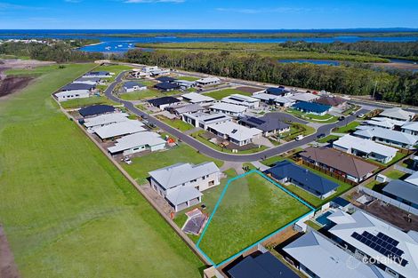 13 Waderbird Cres, Pelican Waters, QLD 4551