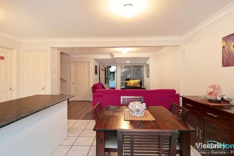 Property photo of 2/229 Browns Plains Road Browns Plains QLD 4118