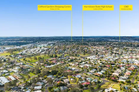 Property photo of 2 Radiata Court Darling Heights QLD 4350