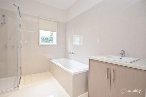 Property photo of 18 Ians Grove Templestowe Lower VIC 3107