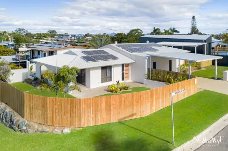 1 Winnecke Rd, Tannum Sands, QLD 4680