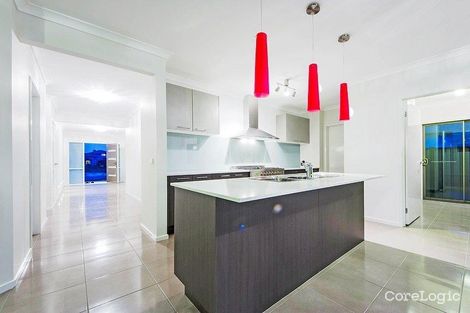 Property photo of 4 Birchmore Circuit Truganina VIC 3029