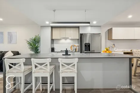 1102/18 Comer St, Coopers Plains, QLD 4108