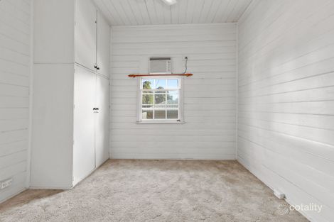 Property photo of 2 Davis Street The Range QLD 4700