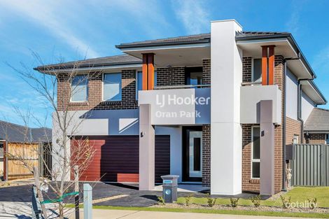 20b Austen Cct, Oran Park, NSW 2570