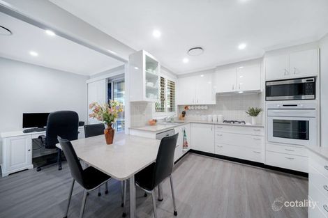 Property photo of 5 Dawkins Place Ambarvale NSW 2560