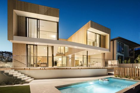 90b Savoy Dr, Broadbeach Waters, QLD 4218