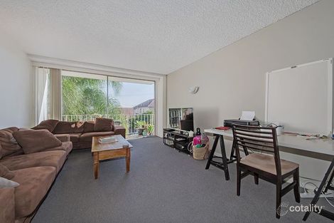 Property photo of 7/223 Cavendish Road Coorparoo QLD 4151