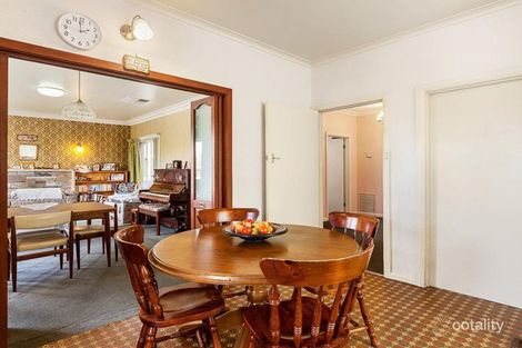Property photo of 11 Thomas Street Ringwood VIC 3134