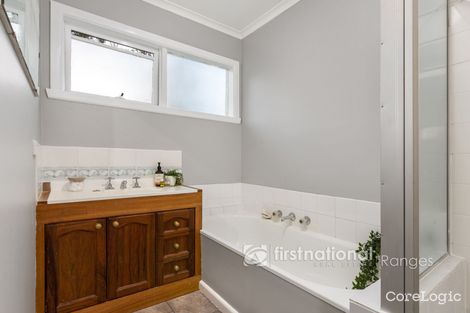 Property photo of 15 Allenby Avenue Cockatoo VIC 3781