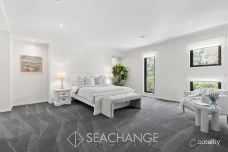 Property photo of 33 Hooper Grove Mount Martha VIC 3934