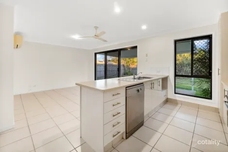 Property photo of 1 Sugars Place Bundamba QLD 4304