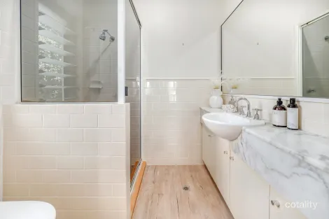 Property photo of 20 McConnell Crescent Brookfield QLD 4069