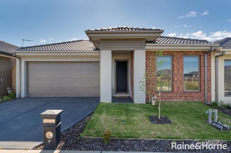 Property photo of 9 Explorer Crescent Diggers Rest VIC 3427