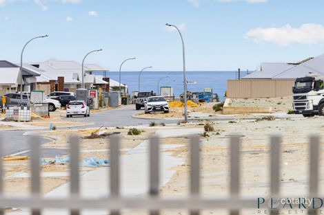 Property photo of 1 Flinders Lane Eglinton WA 6034