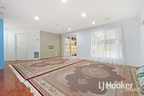 Property photo of 21 Tranter Square Lynbrook VIC 3975