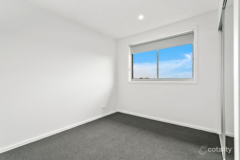 Property photo of 53 Bottlebrush Drive Calderwood NSW 2527