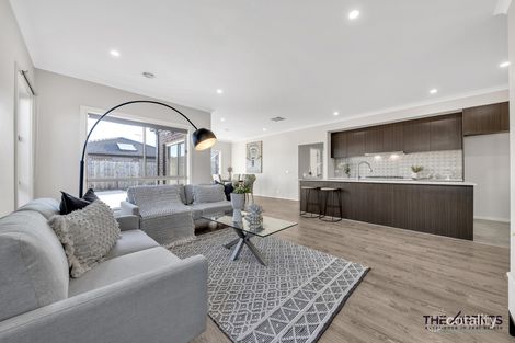 Property photo of 26 Cinnamara Circuit Tarneit VIC 3029