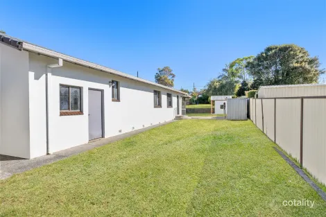 Property photo of 3 Susan Close Halekulani NSW 2262