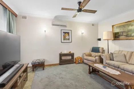 Property photo of 7 Glen Crescent Vista SA 5091