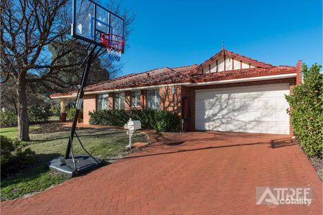 Property photo of 14 Aviemore Green Canning Vale WA 6155