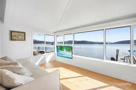 926 Hawkesbury River, Little Wobby, NSW 2256