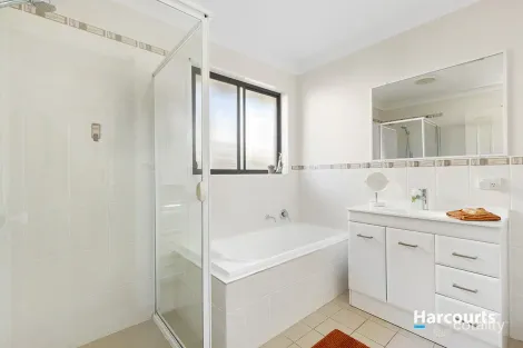 Property photo of 28 Kelly Circle Rutherford NSW 2320