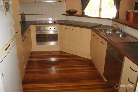 Property photo of 8 Bingeringo Place Forest Lake QLD 4078