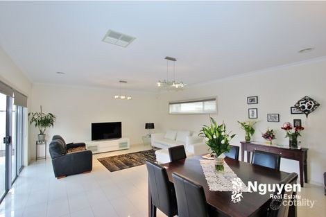 Property photo of 15 Levenia Street St Albans VIC 3021