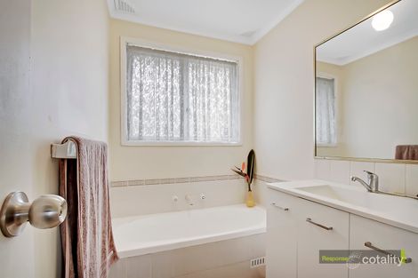 Property photo of 2 Carroll Crescent Plumpton NSW 2761