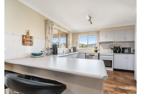 Property photo of 1 Ishbell Drive Armidale NSW 2350