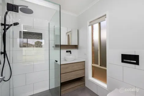 Property photo of 7 Exeter Place Strathfieldsaye VIC 3551