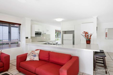 Property photo of 2/10 Robert Street Noosaville QLD 4566
