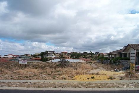 33 Sovereign Dr, Two Rocks, WA 6037