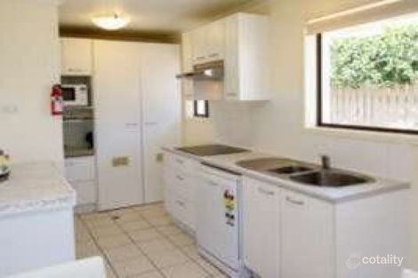 Property photo of 66 Kingfisher Parade Toogoom QLD 4655