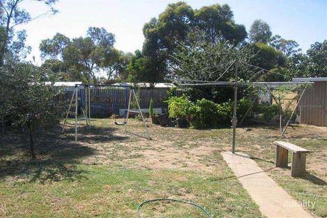 Property photo of 42 Sinclair Crescent Seymour VIC 3660