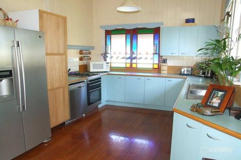 Property photo of 21 Walnut Street Wynnum QLD 4178
