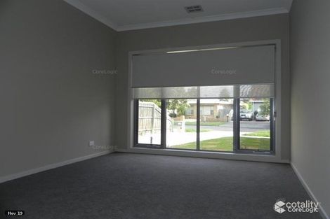 Property photo of 28A Seaview Crescent Seaholme VIC 3018