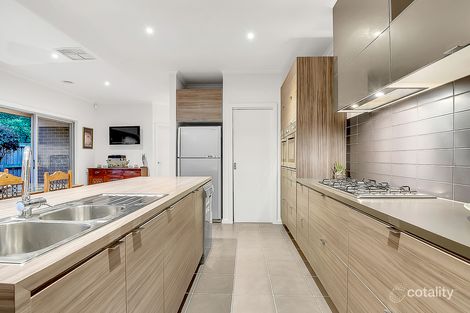 Property photo of 17 Taransay Way Craigieburn VIC 3064