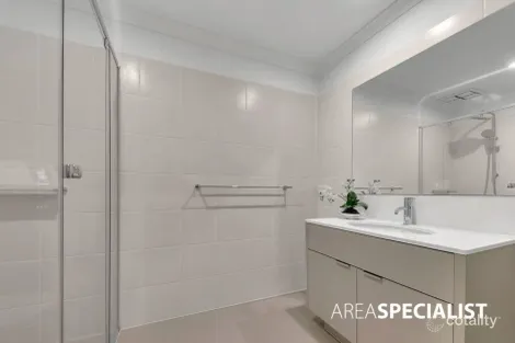 Property photo of 5 Lyra Walk Point Cook VIC 3030