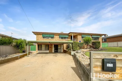 Property photo of 11 Jacaranda Crescent Inverell NSW 2360
