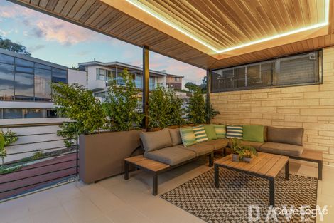 Property photo of 1/15 Nautilus Crescent Scarborough WA 6019