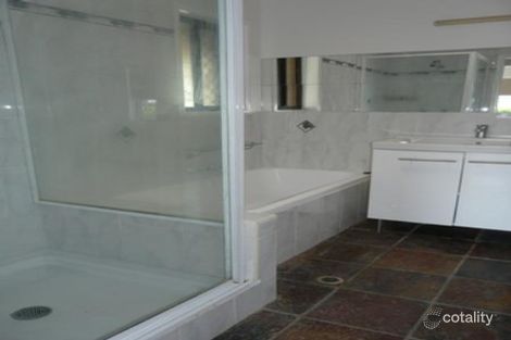 Property photo of 10 Diamondcrest Avenue Deception Bay QLD 4508