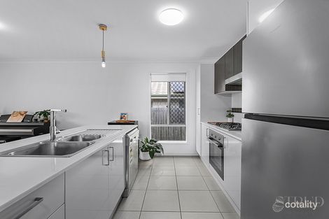 Property photo of 9 Myrtle Street Deebing Heights QLD 4306