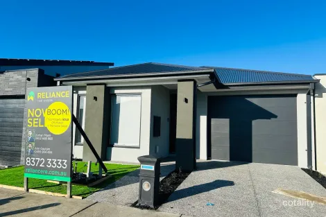 54 Mealie Ave, Mickleham, VIC 3064