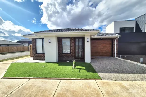 82 Brundell Ave, Rockbank, VIC 3335