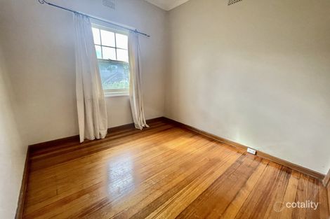 Property photo of 2/15 Fairholm Grove Camberwell VIC 3124